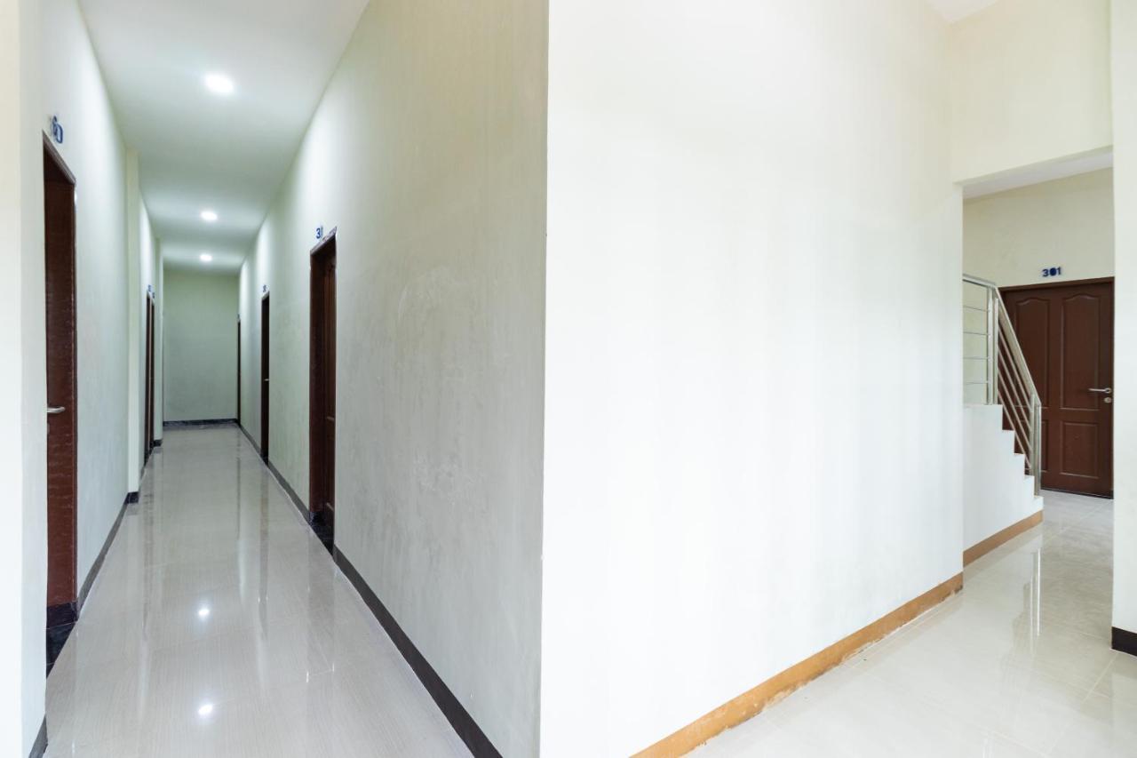 Reddoorz Near Medan Amplas Deli Tua Eksteriør bilde