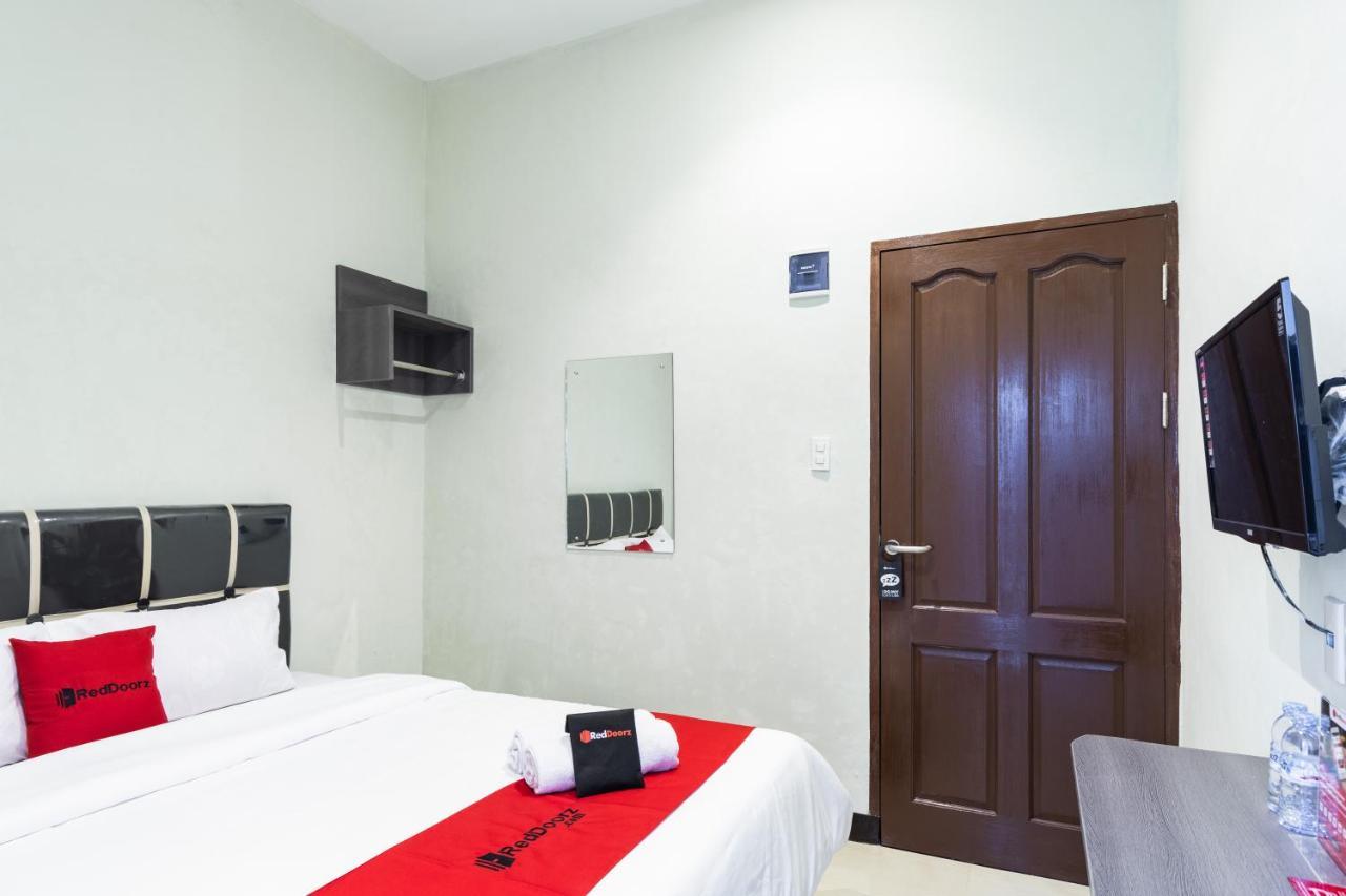 Reddoorz Near Medan Amplas Deli Tua Eksteriør bilde