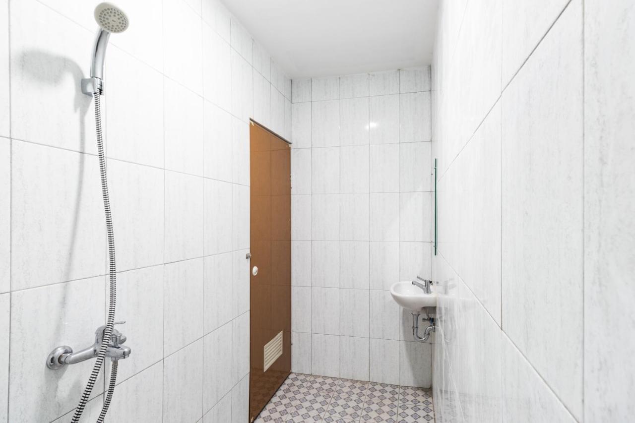 Reddoorz Near Medan Amplas Deli Tua Eksteriør bilde
